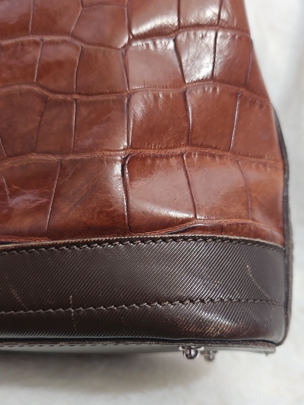 Dooney & Bourke Vintage Croc Embossed Leather Shoulder Tote Bag Brown - Picture 7 of 12